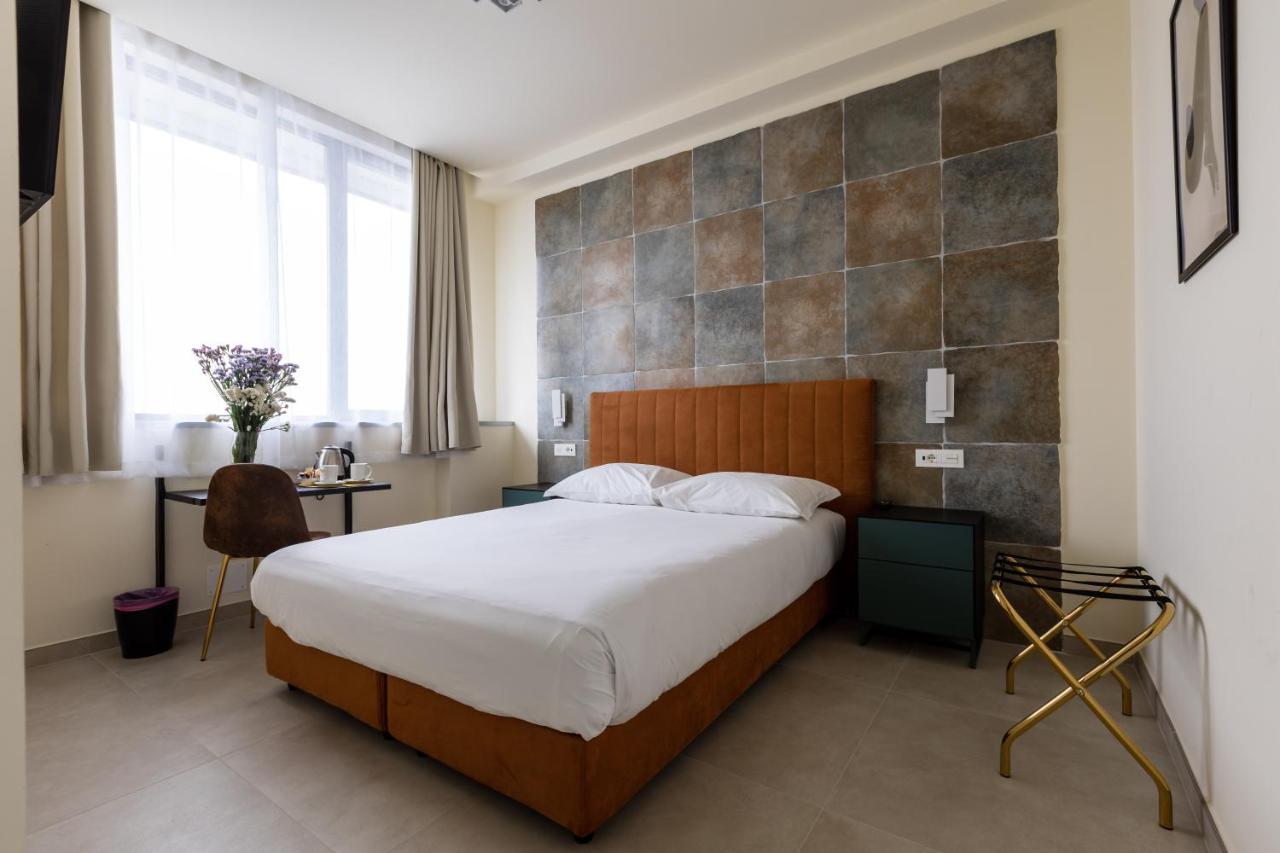 Alloggi Be Deluxe อิแซร์เนีย ภายนอก รูปภาพ