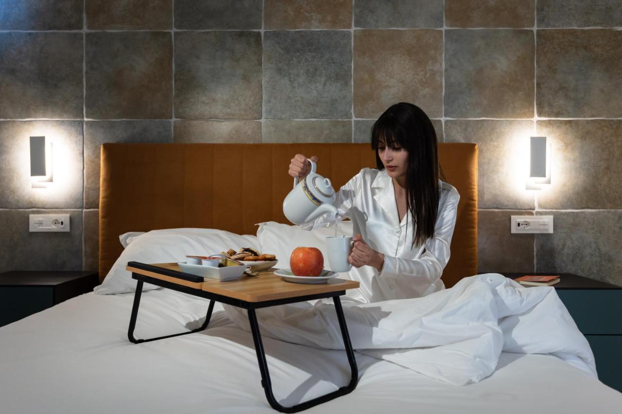 Alloggi Be Deluxe อิแซร์เนีย ภายนอก รูปภาพ